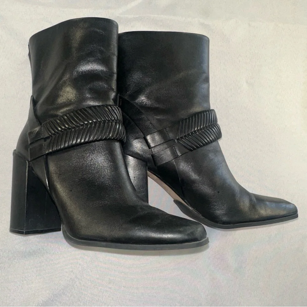 AD & DAUGHTERS Women's Size 7.5 Black Leather Declann Braided Chunky Heel Boot - Picture 5 of 15